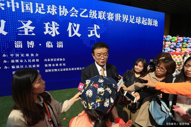 迪亚斯的领导风范：曼城的理想队长